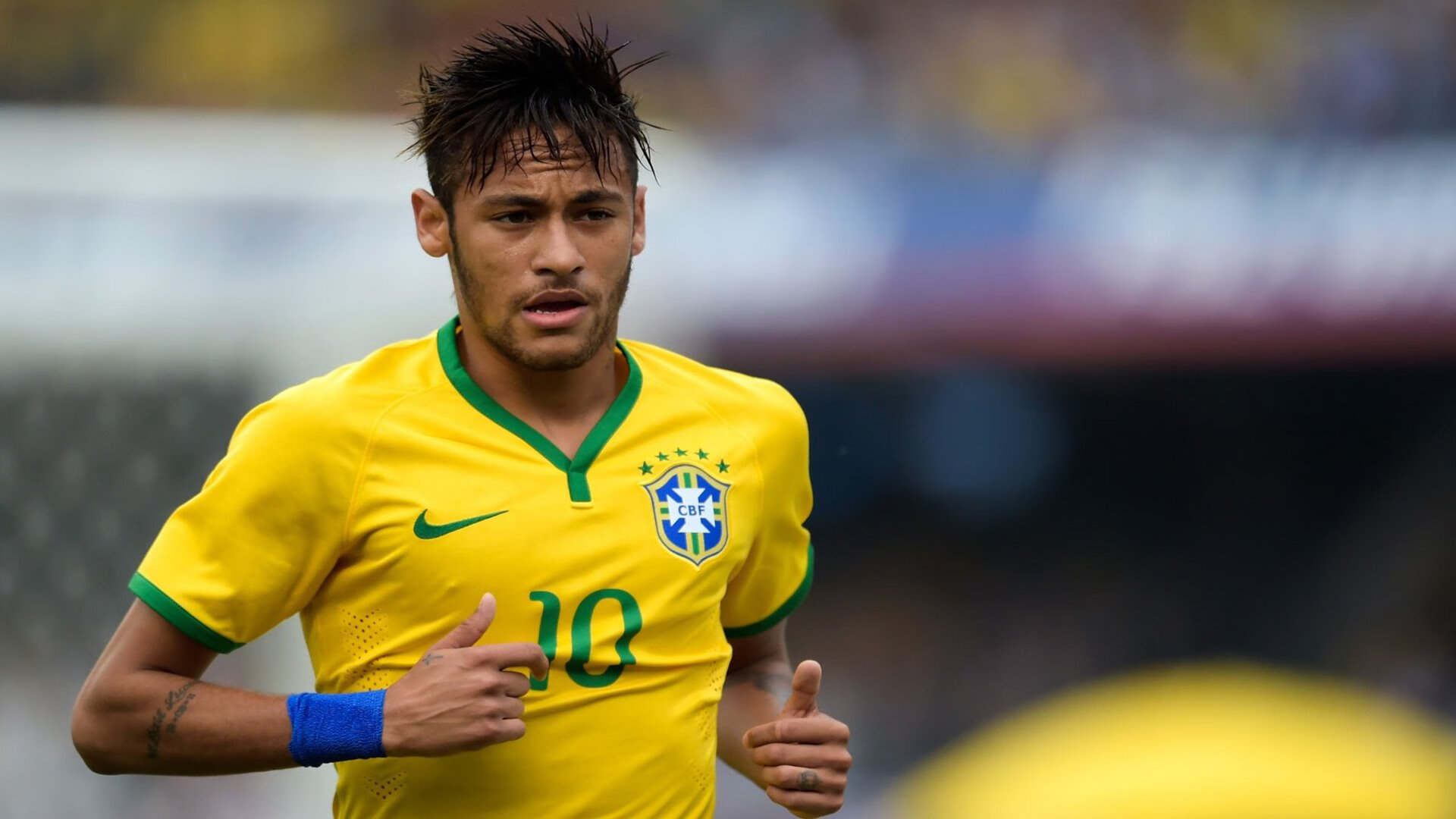 切尔西阿布时代最后一份财报:出售额23.5亿;总贷款14.29亿,切尔西阿布现在老婆